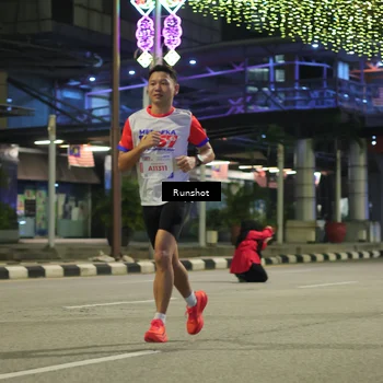 Runner Photo 4956838