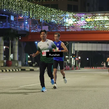 Runner Photo 4956873