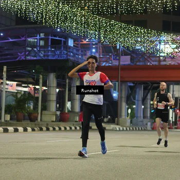 Runner Photo 4956976