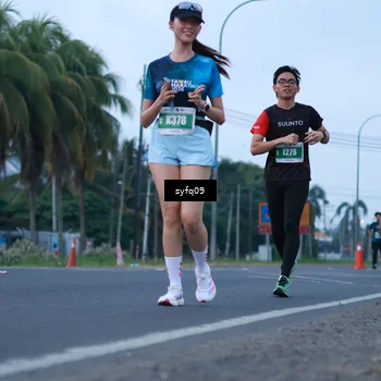 Runner Photo 4956983