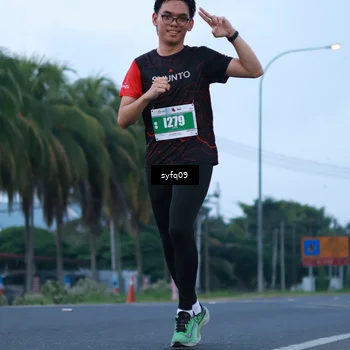 Runner Photo 4956984