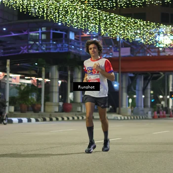 Runner Photo 4957024