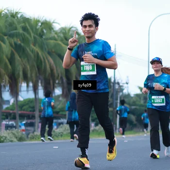 Runner Photo 4957335