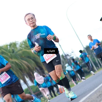 Runner Photo 4957515