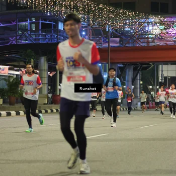 Runner Photo 4957655
