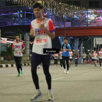 Runner Photo 4957656