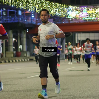 Runner Photo 4957787