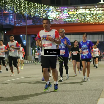 Runner Photo 4957873