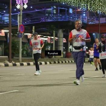 Runner Photo 4957989
