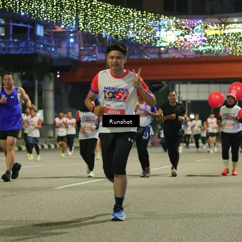 Runner Photo 4958024