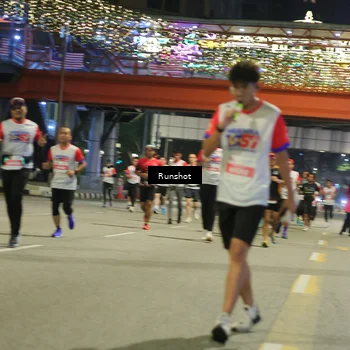 Runner Photo 4958264