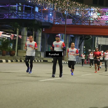 Runner Photo 4958270