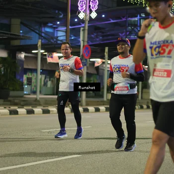 Runner Photo 4958282