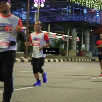 Runner Photo 4958301