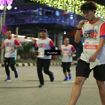 Runner Photo 4958309