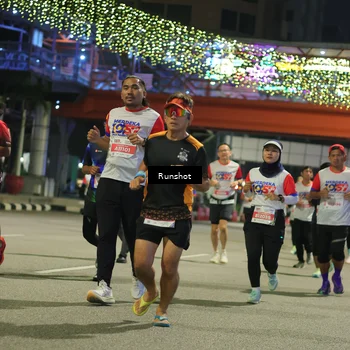 Runner Photo 4958315