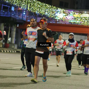 Runner Photo 4958316