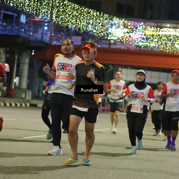 Runner Photo 4958318