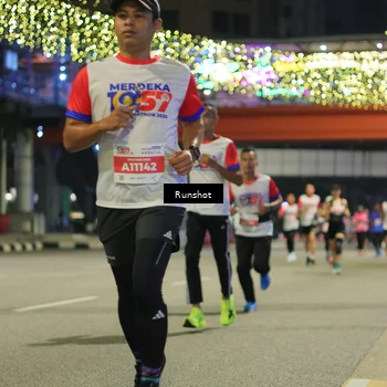 Runner Photo 4958352