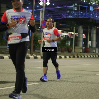 Runner Photo 4958353