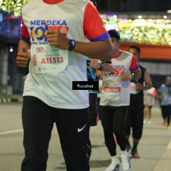 Runner Photo 4958399