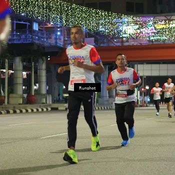 Runner Photo 4958406