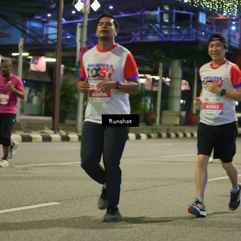 Runner Photo 4958494
