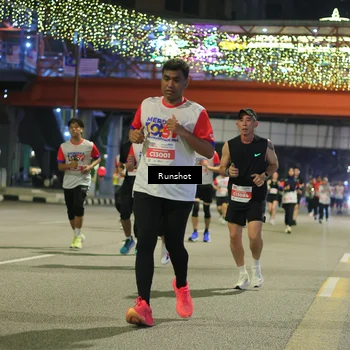 Runner Photo 4958524