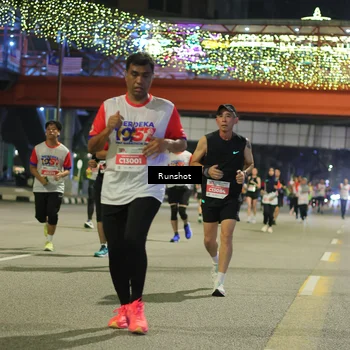 Runner Photo 4958527