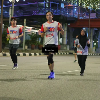 Runner Photo 4958565