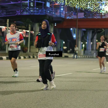 Runner Photo 4958596