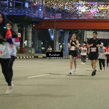 Runner Photo 4958600