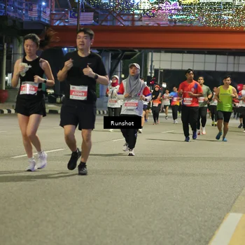 Runner Photo 4958623