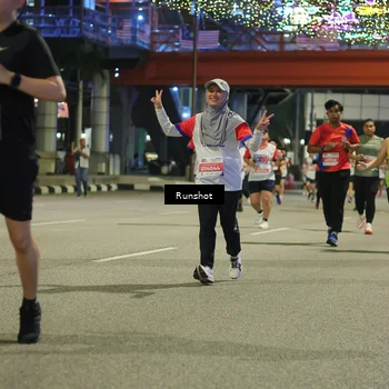Runner Photo 4958640