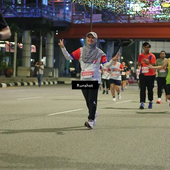 Runner Photo 4958647