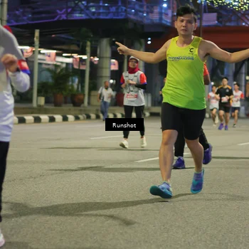 Runner Photo 4958673