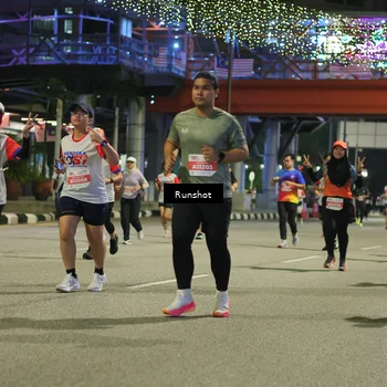 Runner Photo 4958695
