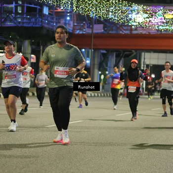 Runner Photo 4958708
