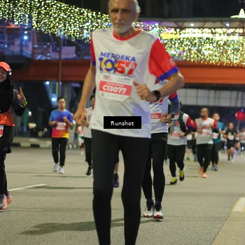 Runner Photo 4958719