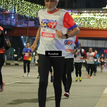 Runner Photo 4958720
