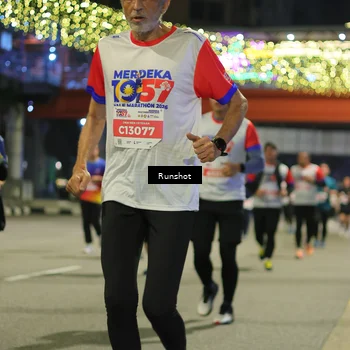 Runner Photo 4958727