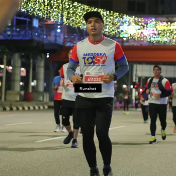Runner Photo 4958735