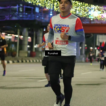 Runner Photo 4958737