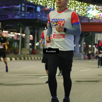 Runner Photo 4958743