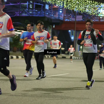 Runner Photo 4958759