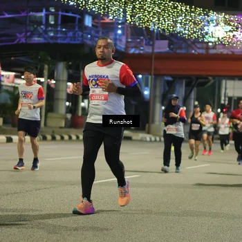 Runner Photo 4958779