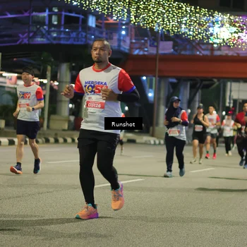 Runner Photo 4958780