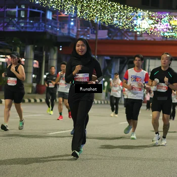 Runner Photo 4958824