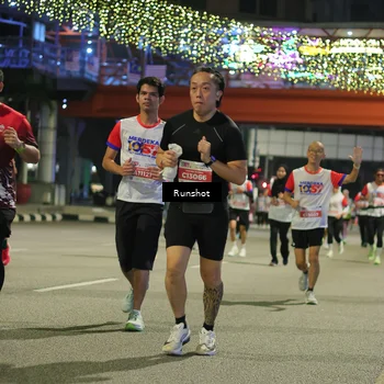 Runner Photo 4958848