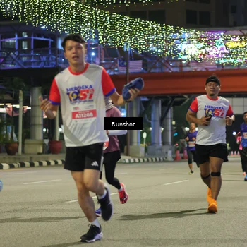 Runner Photo 4958852